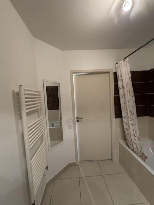 Appartement De Romain آنسي المظهر الخارجي الصورة